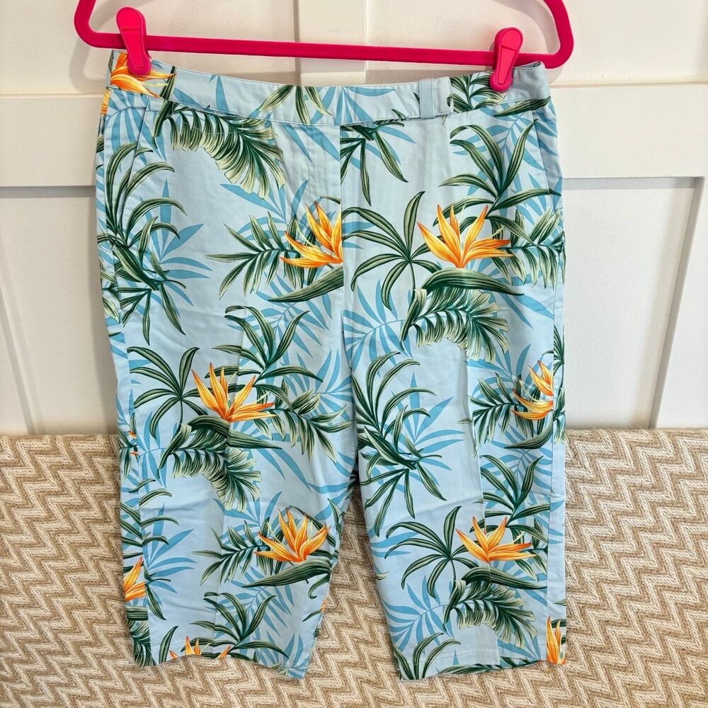 Tommy Bahama Women's Stretch Capri Pants Blue Green Floral Size 10